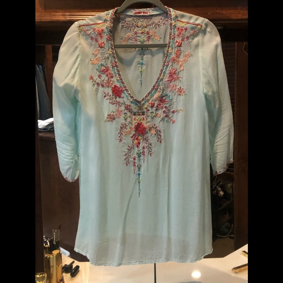 Johnny Was tunic. Beautiful sky blue embroidered - Picture 1 of 4